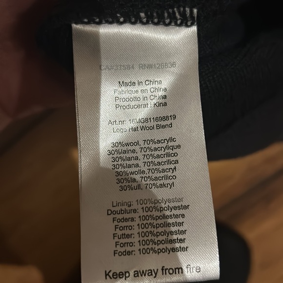 J Lindeberg Hats Toques X4 - Picture 3 of 4